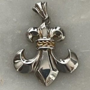 Vintage OTC Sterling silver & 18K gold Fleur De Lis pendant-Initial "R"